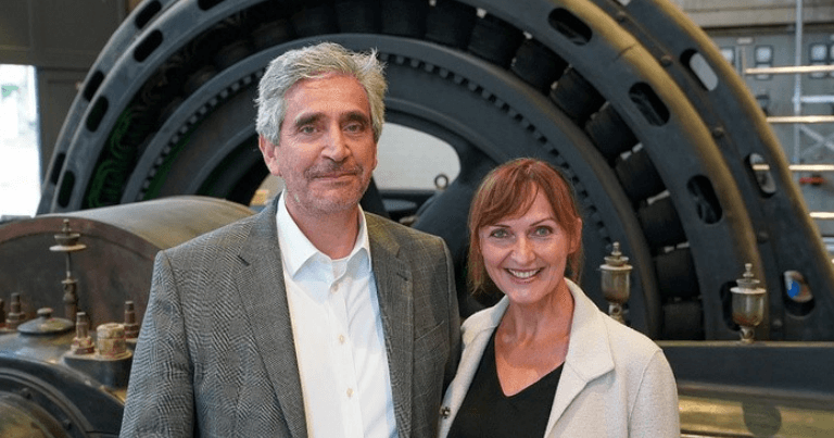 Leiser Abschied von der Führungskraft –  Martina Grünewald-Ernst und Lothar Grünewald im Interview mit der Rheinischen Post